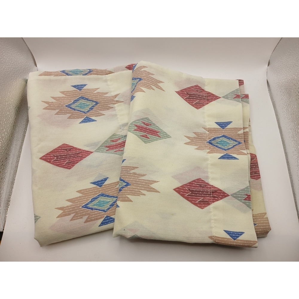 Vintage Thomaston Pillowcases Set Of 2 Standard Aztec 90s Southwest Made in USA